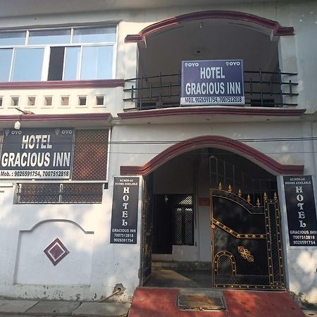Hotel O Gracious Inn Лакнау Екстериор снимка